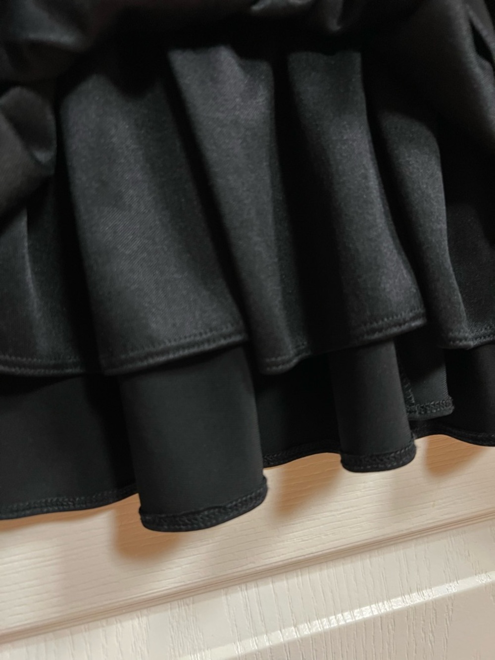 Alfred Angelo Black Party Dress V-Neck, V-Back, Lined, zippered back, size 6 - Picture 6 of 11